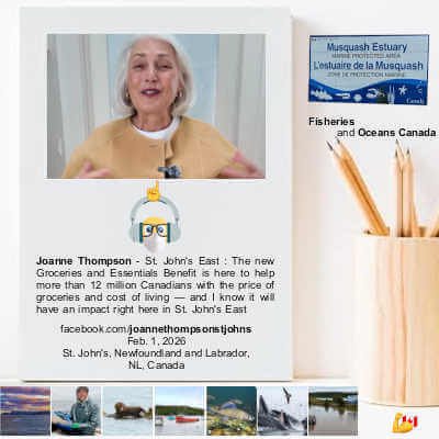 White Personalized Wood Photo Frame for 4 by 6 picture with Signature, Lnzong